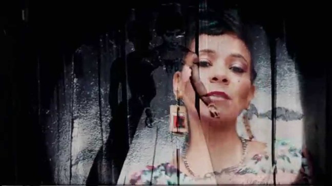 Jessica Care Moore - Catch Me If You Can..